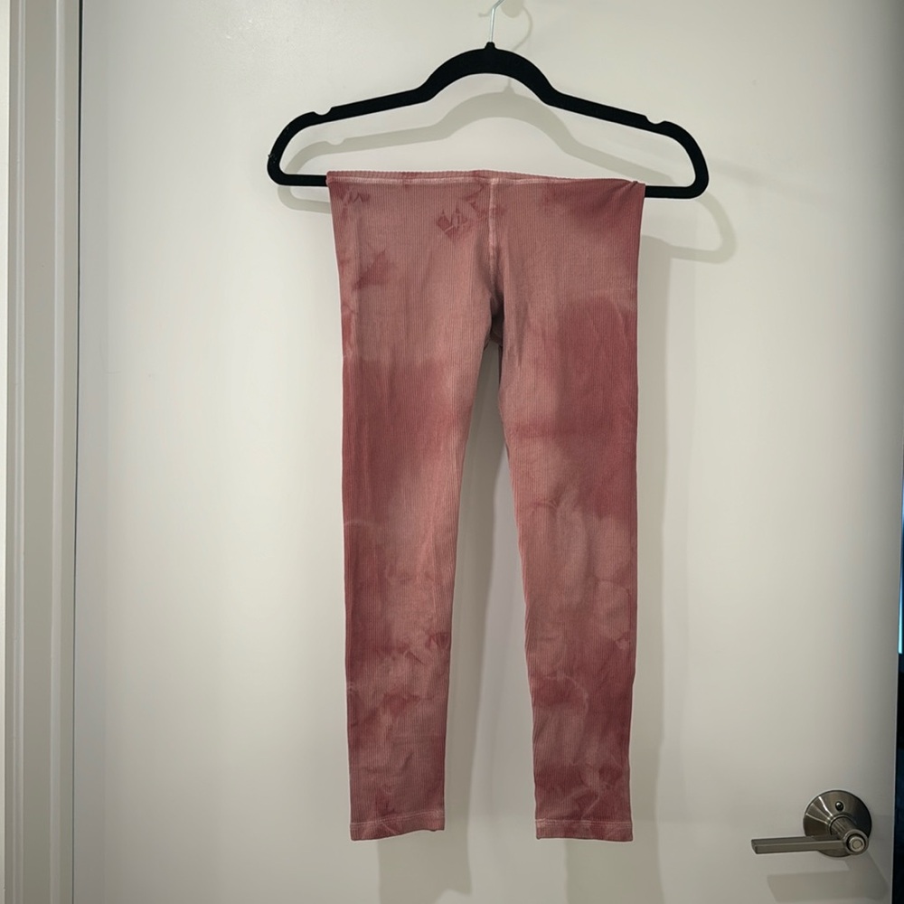 Pink leggings
